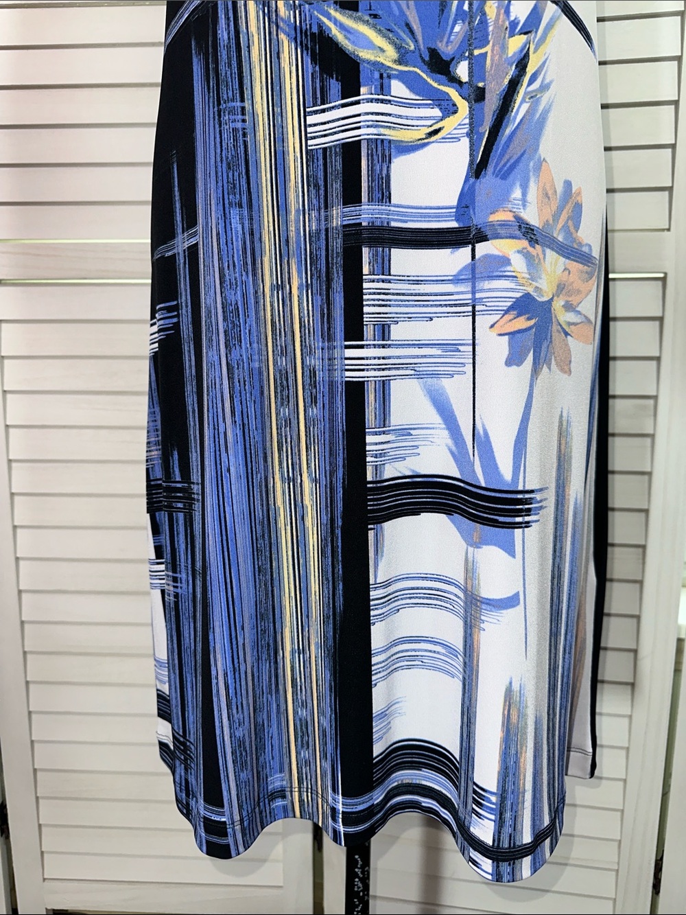 Chico’s Easywear Dress Size 1 (8) Floral Flowy Periwinkle Black - Picture 5 of 15